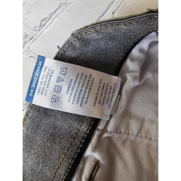 Chaps Mens Regular Fit Olive Green Chino Shorts Size 30 Stretch Cotton Blend - Picture 9 of 12